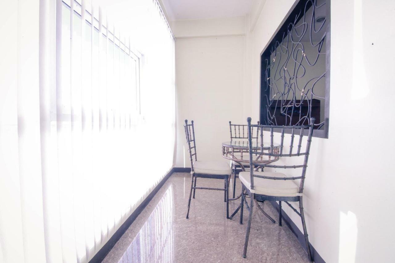 Fj Manila Hotel Daraga  エクステリア 写真