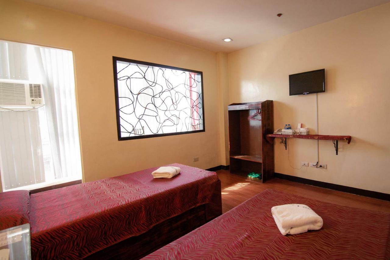 Fj Manila Hotel Daraga  エクステリア 写真